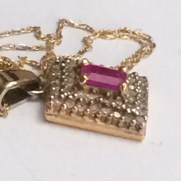 10k diamond necklace. - Picture 8 of 9